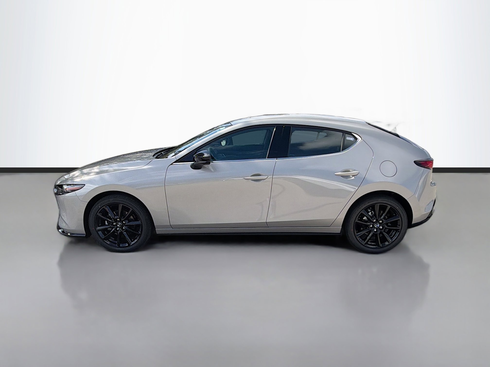 New 2026 MAZDA MAZDA3 Hatchback w/Premium Plus Pkg image 7