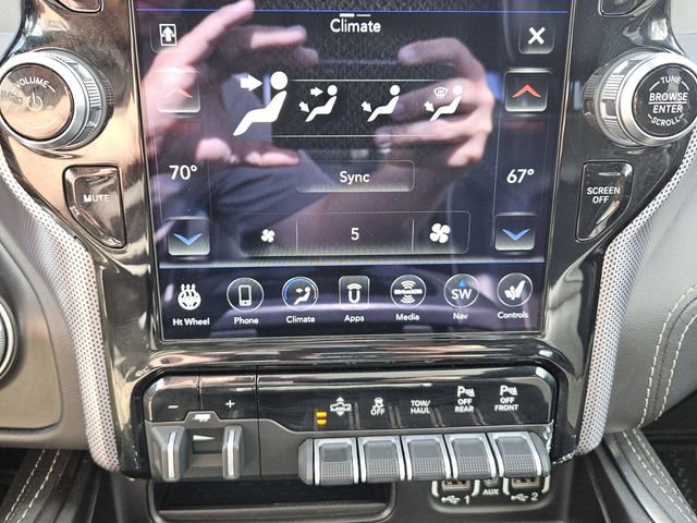 Used 2020 RAM 1500 Limited image 10