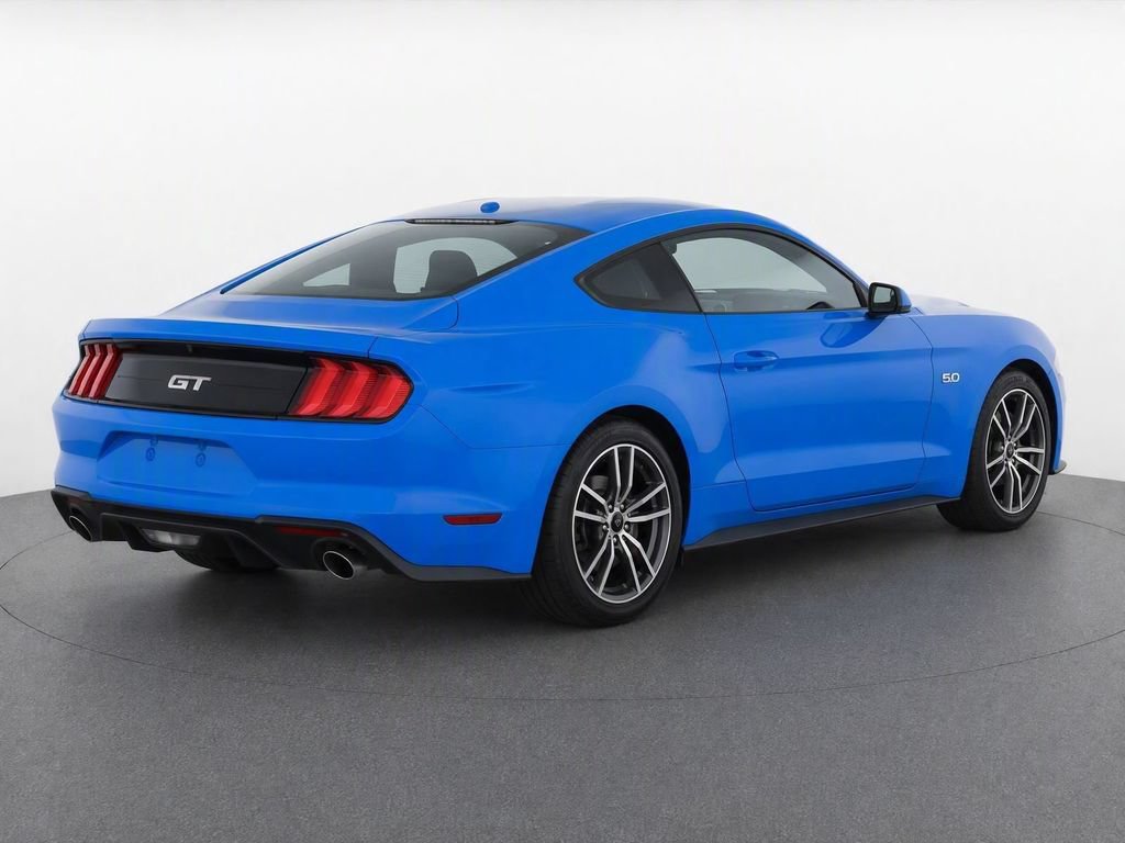 Used 2017 Ford Mustang GT Premium RWD image 3