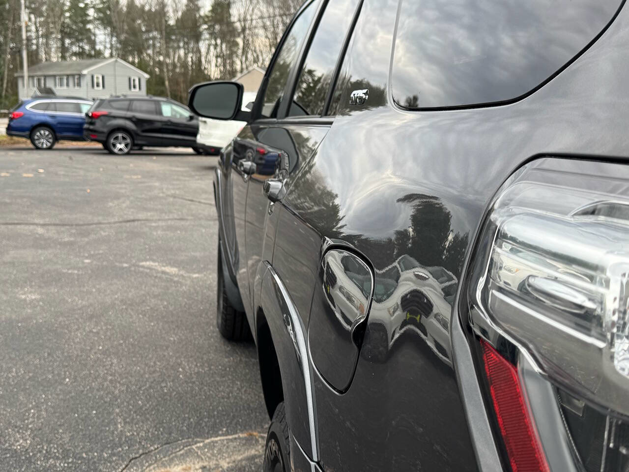 Used 2015 Toyota 4Runner SR5 image 13