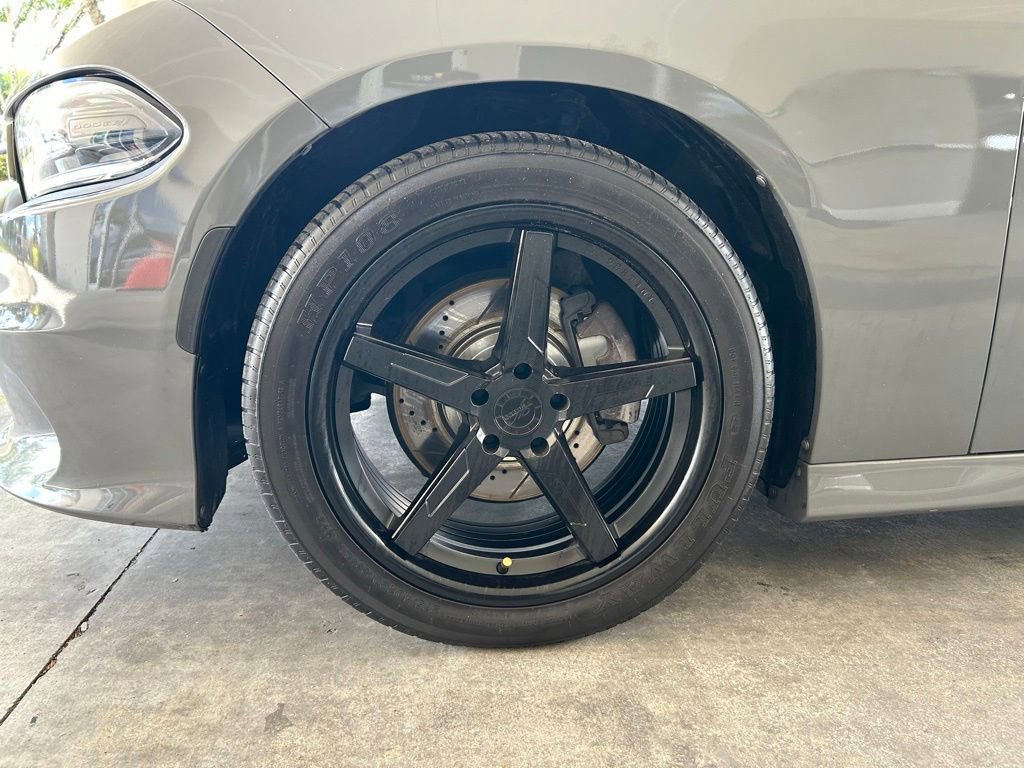 Used 2019 Dodge Charger R/T w/ Driver Confidence Group RWD image 13