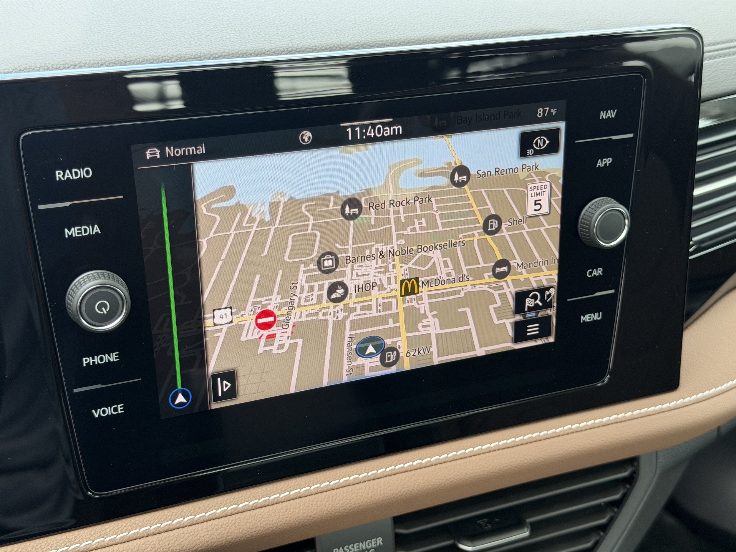 New 2026 Volkswagen Jetta SEL FWD image 25