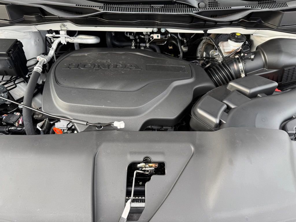 Certified 2026 Honda Odyssey Touring image 11