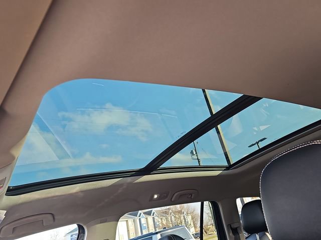 Used 2021 Volkswagen Atlas SEL Premium image 20