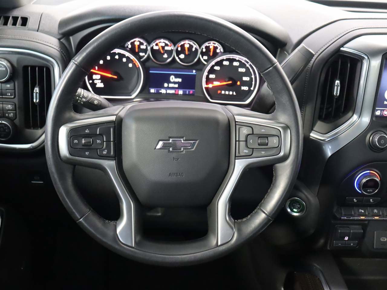 Certified 2021 Chevrolet Silverado 1500 LT Trail Boss w/ Convenience Package II AWD/4WD image 8