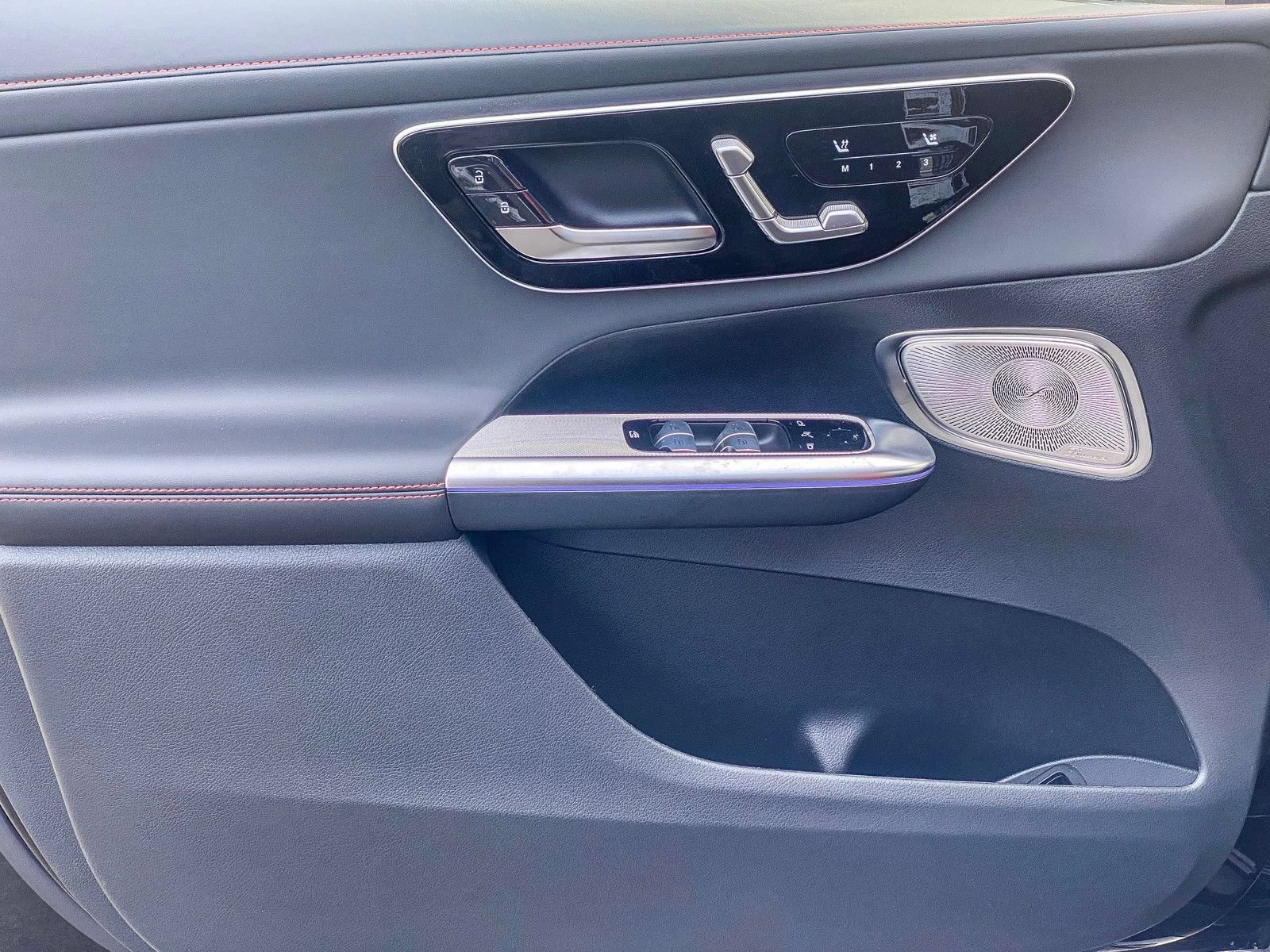 New 2025 Mercedes-Benz GLC 43 AMG 4MATIC image 24