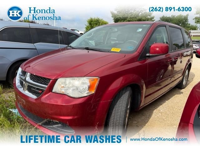Used 2014 Dodge Grand Caravan SXT w/ UConnect Hands-Free Group
