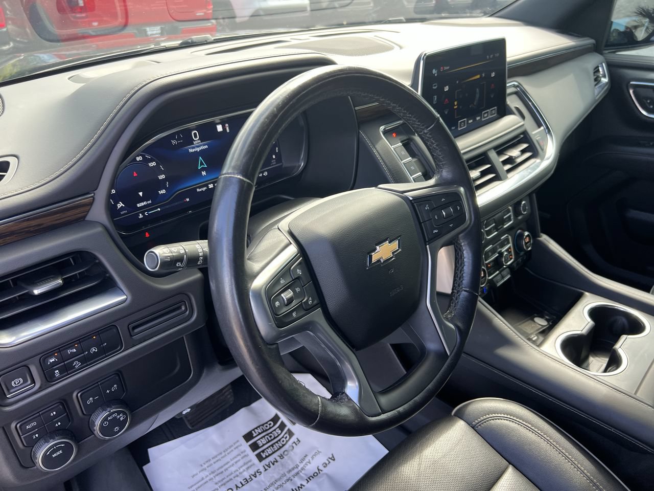 Used 2023 Chevrolet Tahoe Premier AWD/4WD image 18