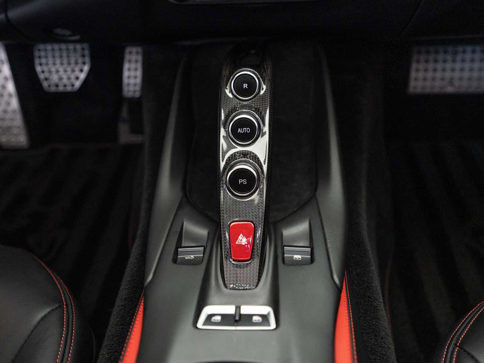 Used 2021 Ferrari 812 GTS RWD image 29