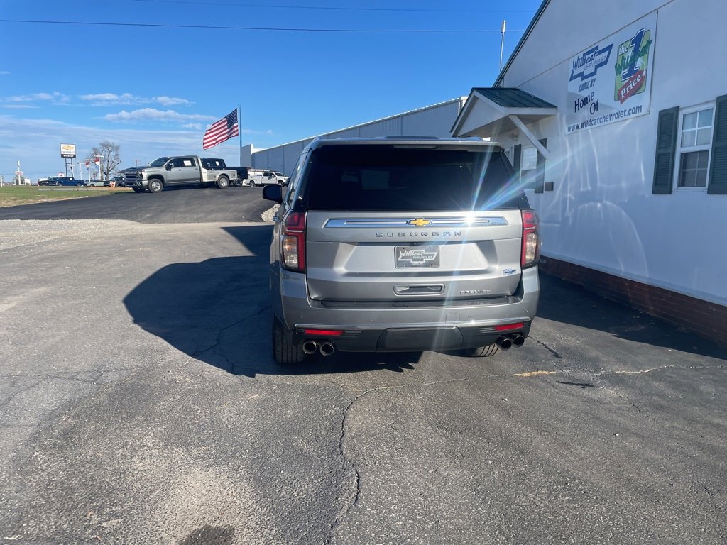 Used 2021 Chevrolet Suburban Premier w/ Premium Package image 5