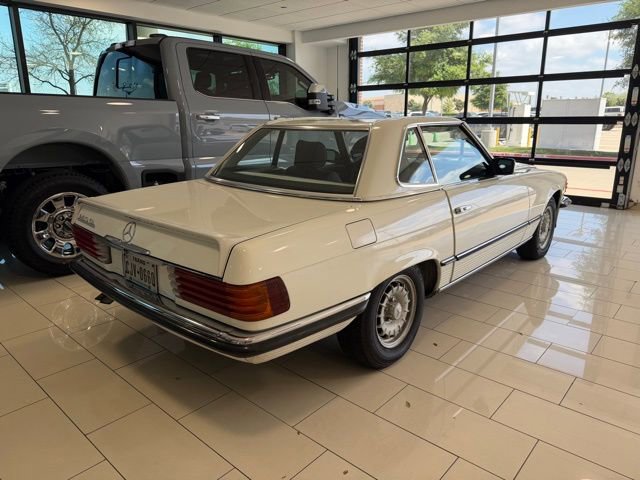 Used 2017 Ford F250 XLT w/ XLT Premium Package image 6