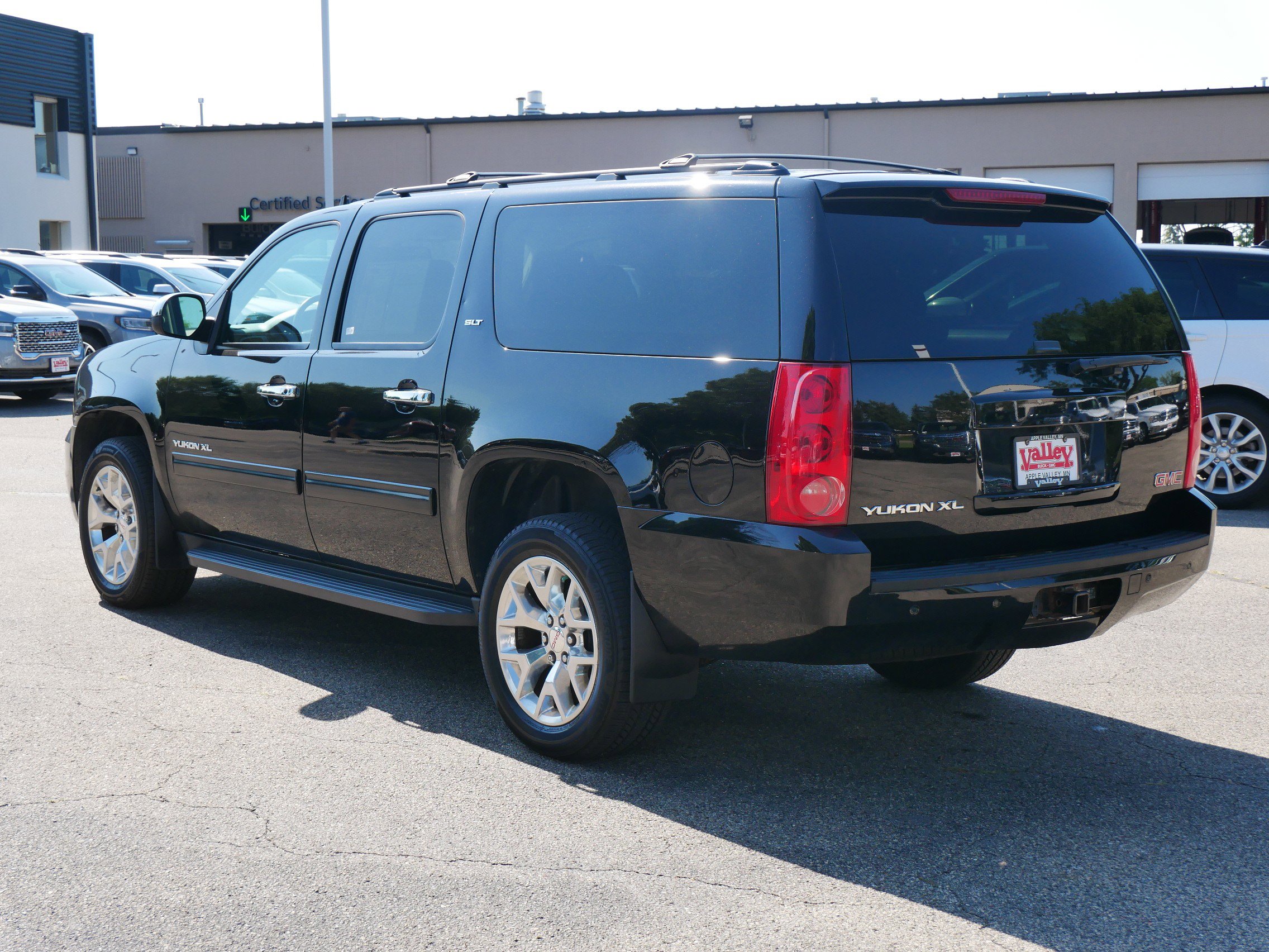 Used 2014 GMC Yukon XL SLT image 5