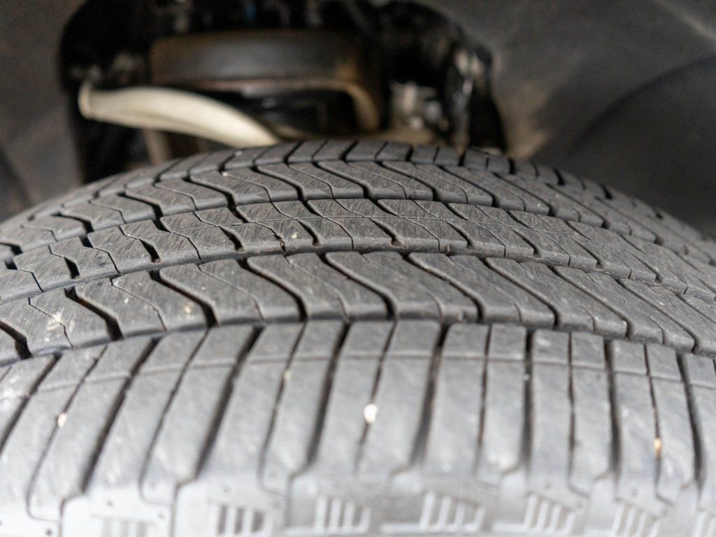 Used 2024 GMC Yukon Denali AWD/4WD image 33