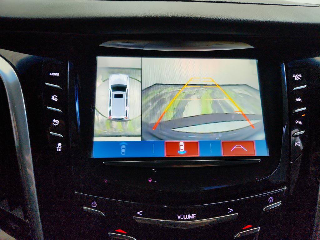 Used 2019 Cadillac Escalade Luxury AWD/4WD image 19