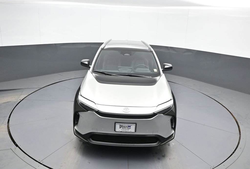 Used 2023 Toyota bZ4X XLE w/ Weather Package image 35