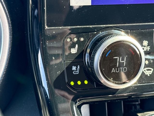 Used 2023 Toyota Highlander Limited image 30