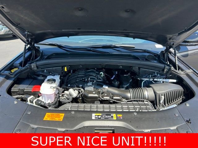 Used 2025 Jeep Grand Cherokee Limited w/ Luxury Tech Group II image 11