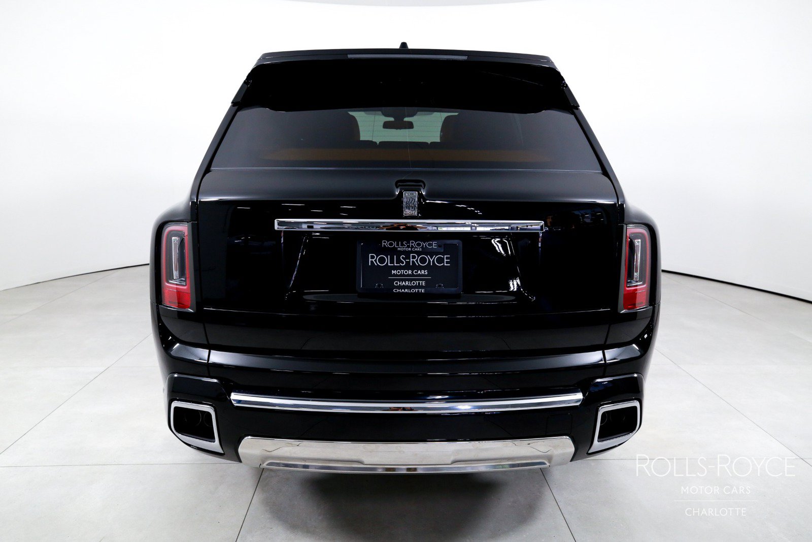 New 2026 Rolls-Royce Cullinan AWD/4WD image 9