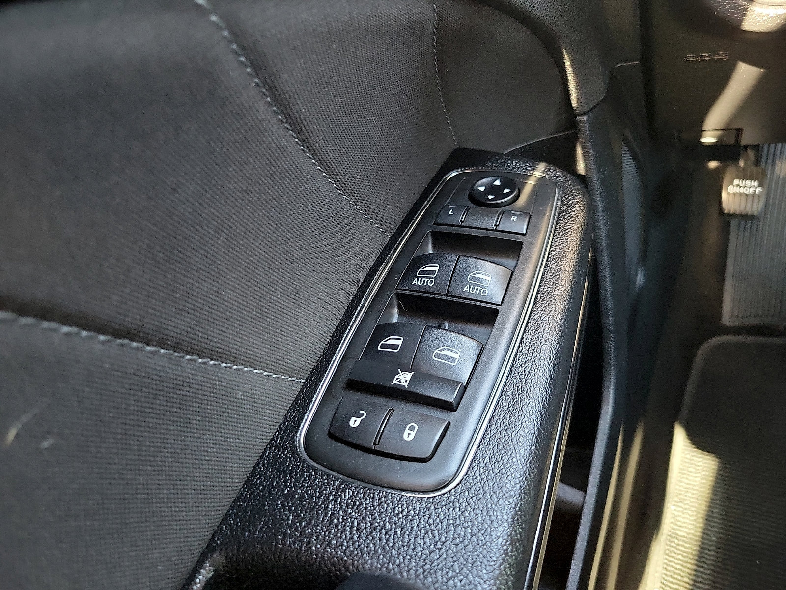 Used 2021 Dodge Charger SXT w/ Blacktop Package AWD/4WD image 13