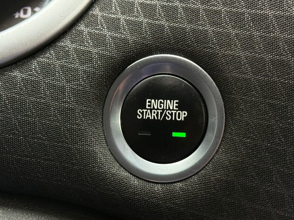 Used 2023 Chevrolet Malibu LT image 28