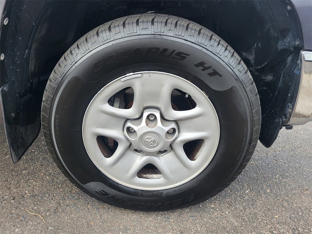 Used 2018 Toyota Tundra SR5 w/ SR5 Upgrade Package image 22