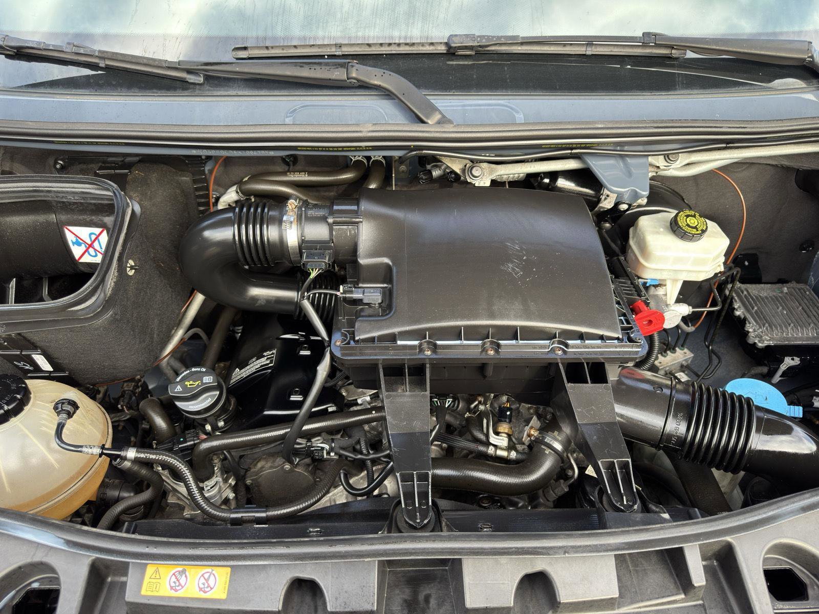 Used 2019 Mercedes-Benz Sprinter 144 image 34