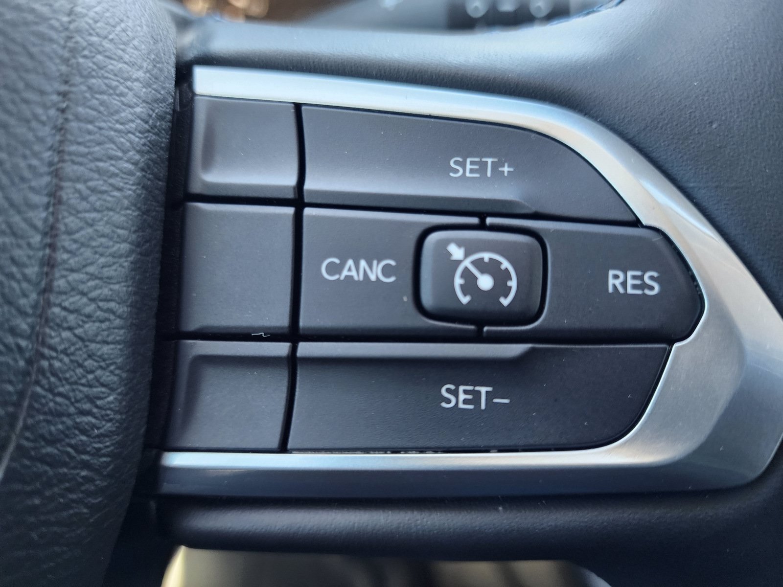 Used 2022 Jeep Compass Latitude w/ Sun and Sound Group AWD/4WD image 20