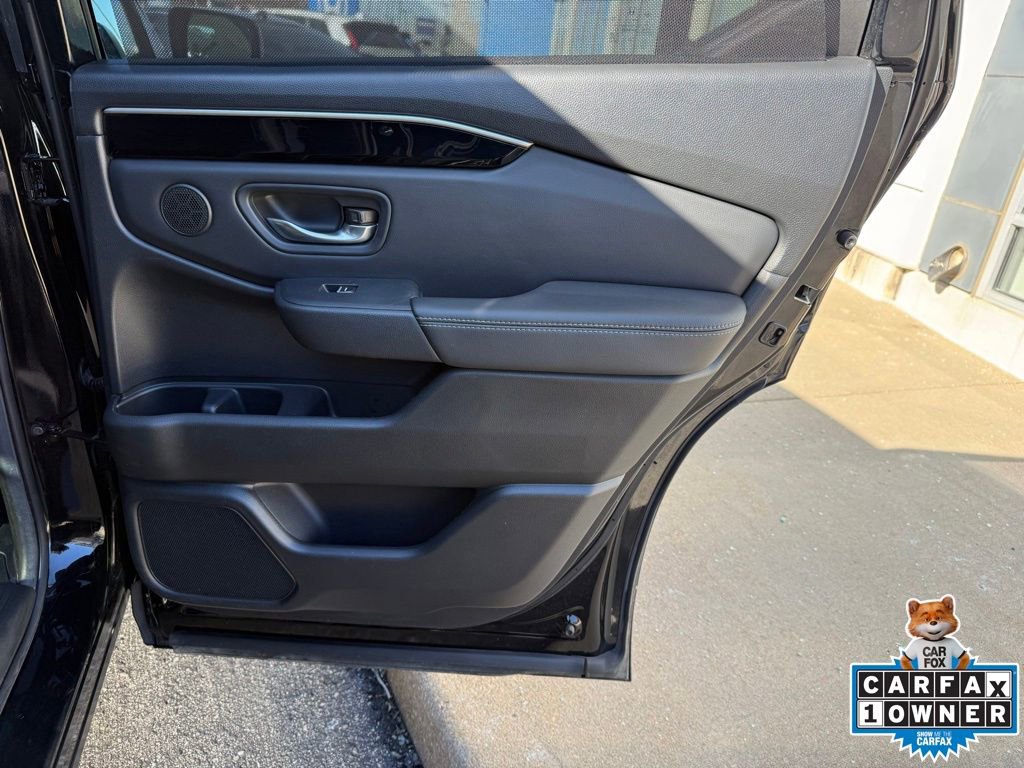 Used 2025 Honda Pilot EX-L image 41