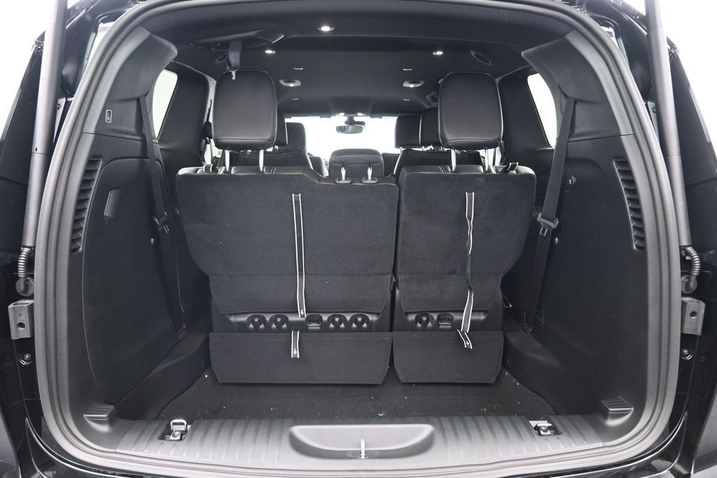New 2027 Chrysler Pacifica Select FWD image 24
