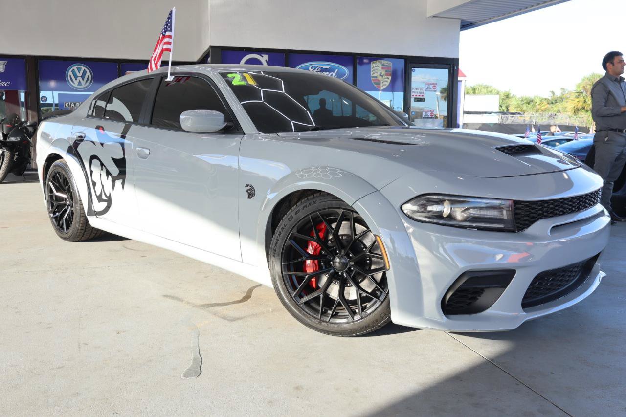 Used 2021 Dodge Charger SRT Hellcat RWD image 3