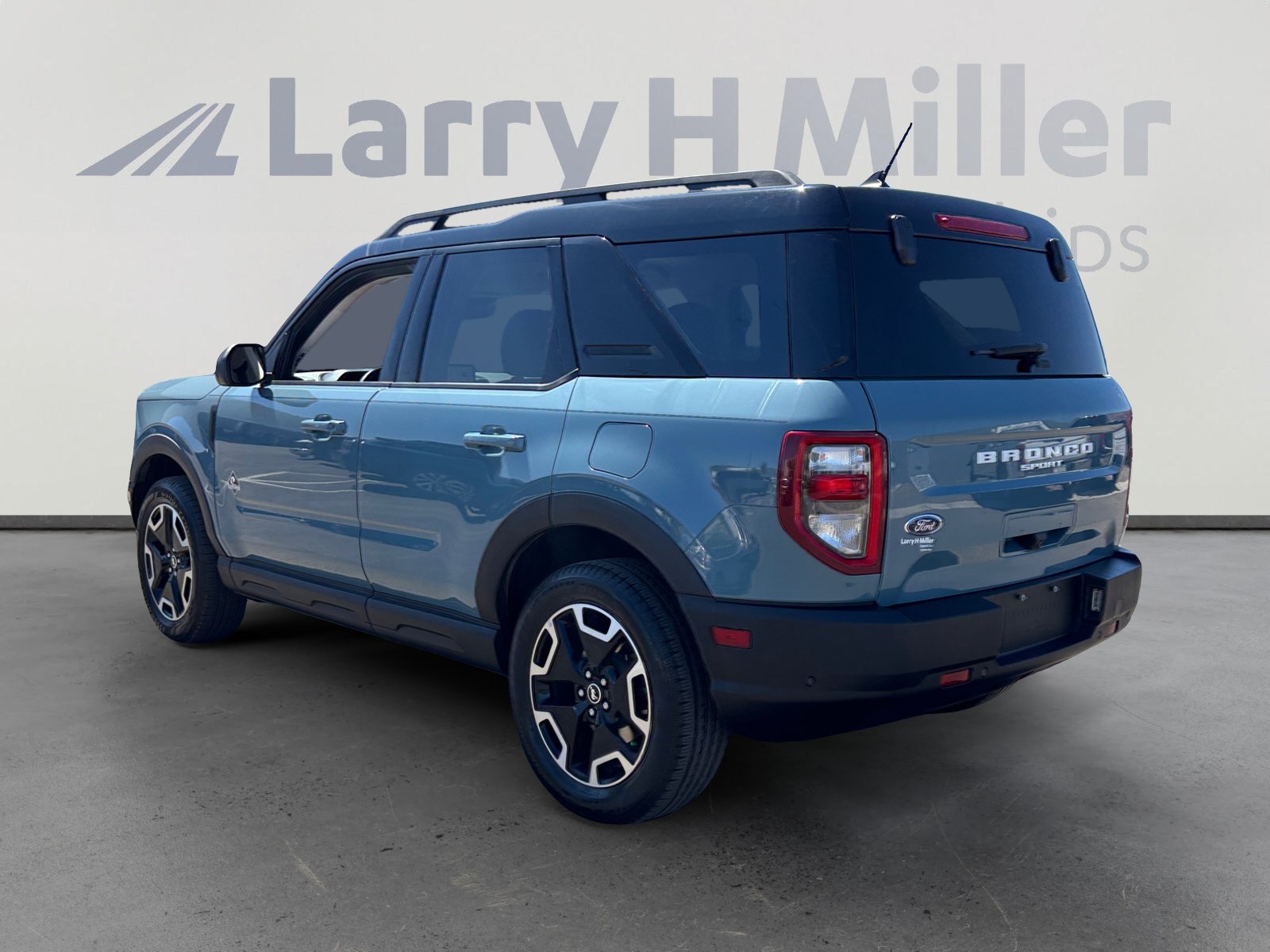 Used 2021 Ford Bronco Sport Outer Banks AWD/4WD image 3