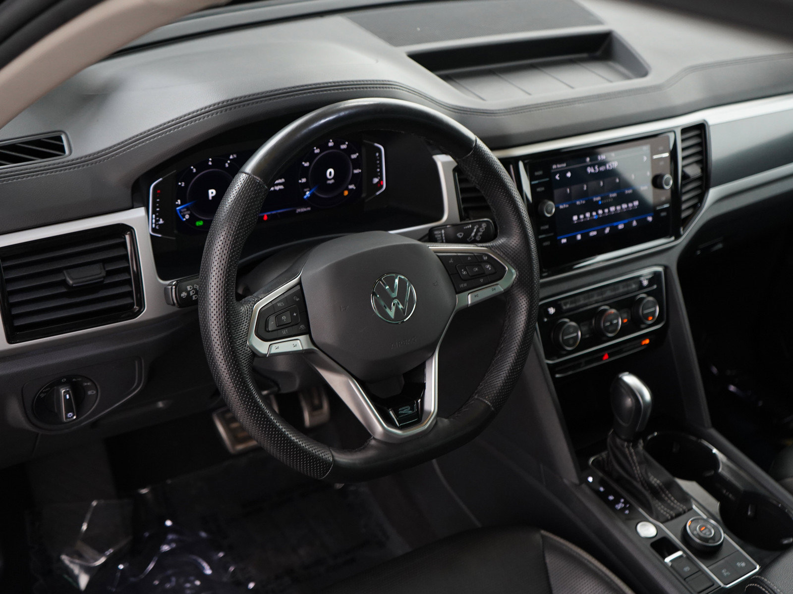 Used 2023 Volkswagen Atlas SEL Premium AWD/4WD image 21