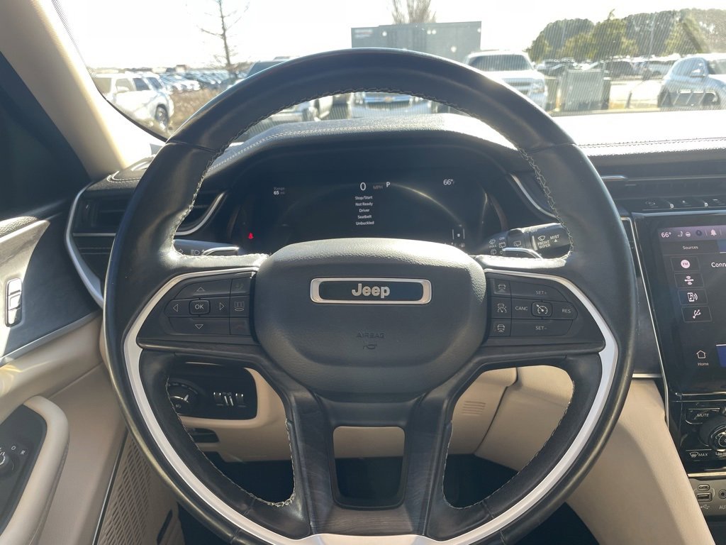 Used 2021 Jeep Grand Cherokee L Limited w/ Luxury Tech Group II image 14