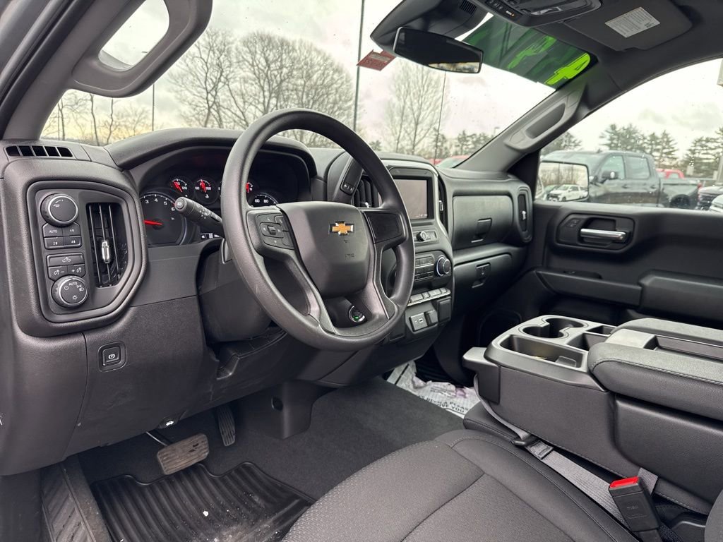 Used 2025 Chevrolet Silverado 1500 W/T w/ WT Value Package image 18