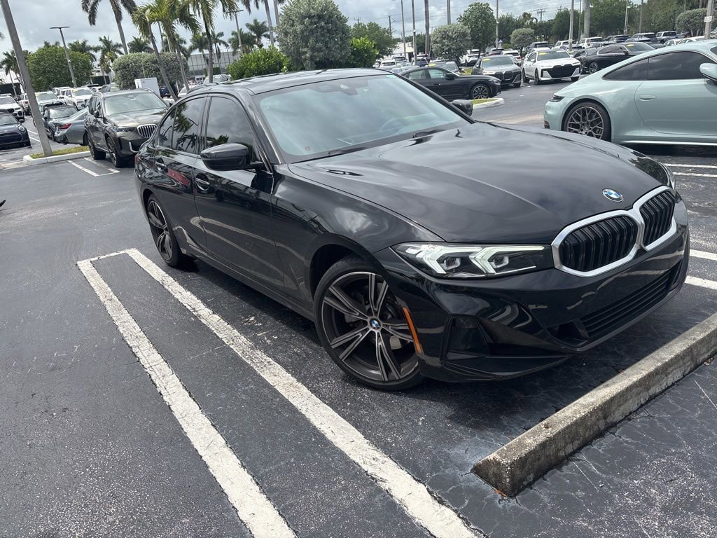 Used 2023 BMW 330i Sedan w/ Driving Assistance Package RWD image 10