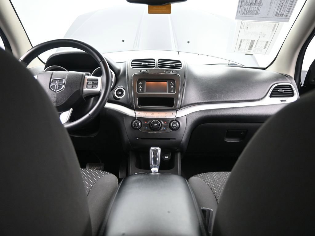 Used 2017 Dodge Journey SE w/ Flexible Seating Group image 26