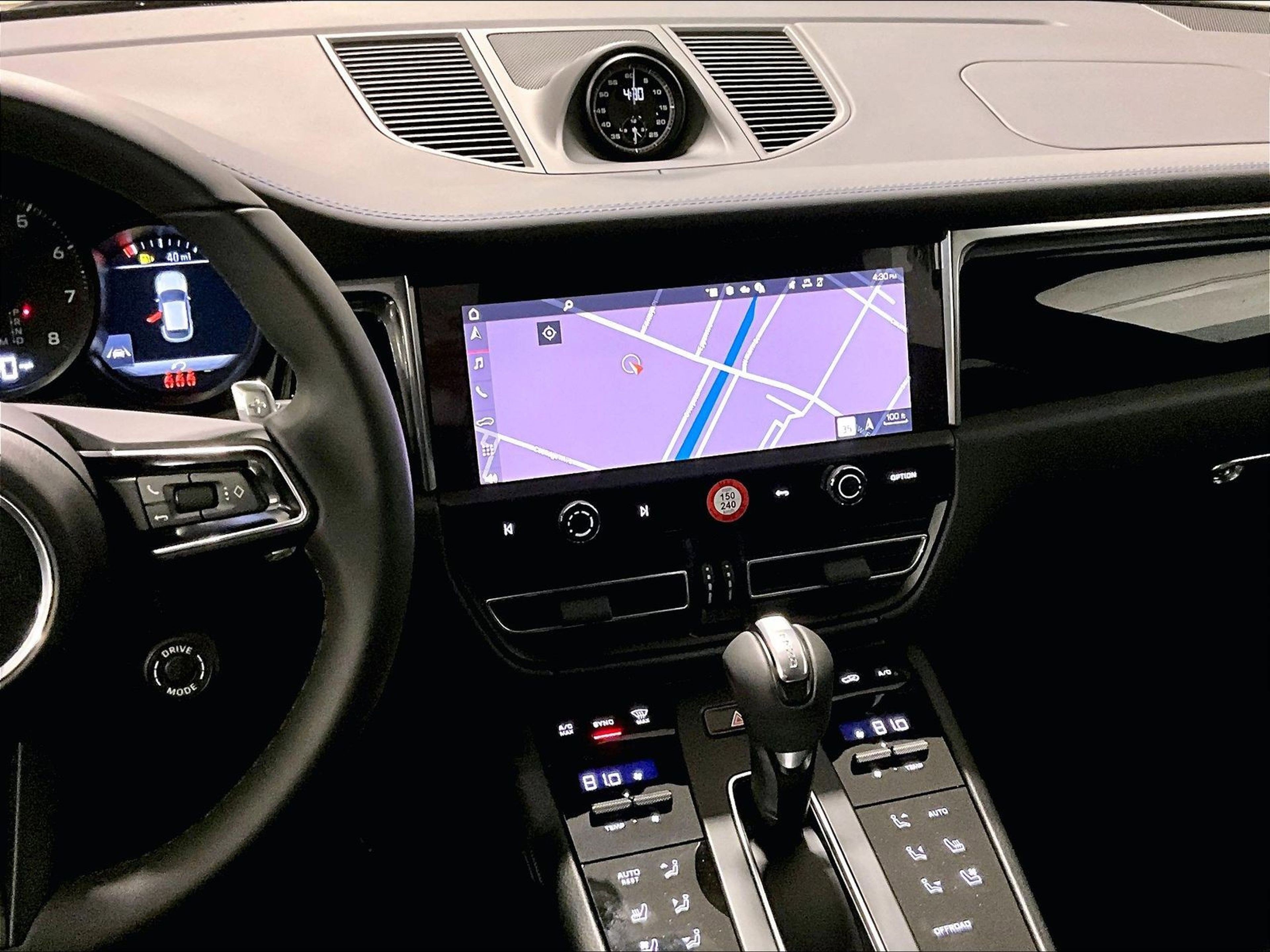 New 2026 Porsche Macan image 9