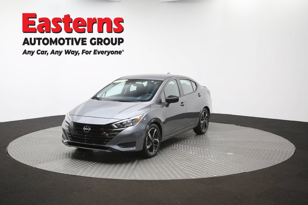 Used 2024 Nissan Versa SR FWD image 55