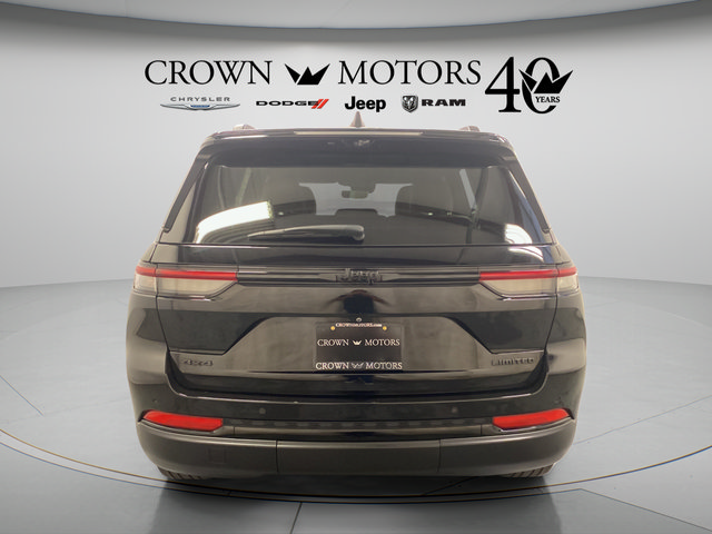 Used 2024 Jeep Grand Cherokee Limited w/ Luxury Tech Group II AWD/4WD image 13
