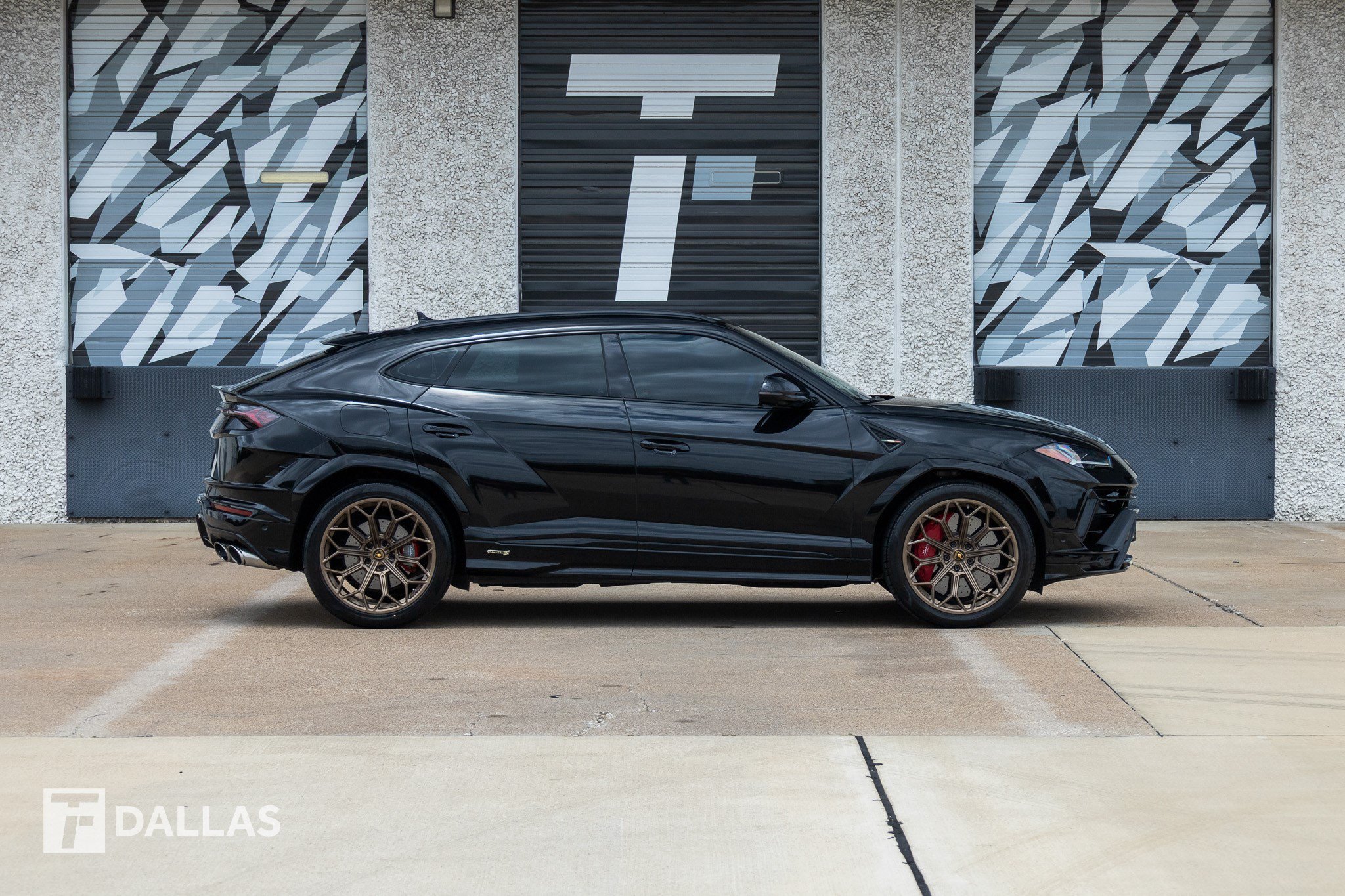 Used 2024 Lamborghini Urus S AWD/4WD image 17