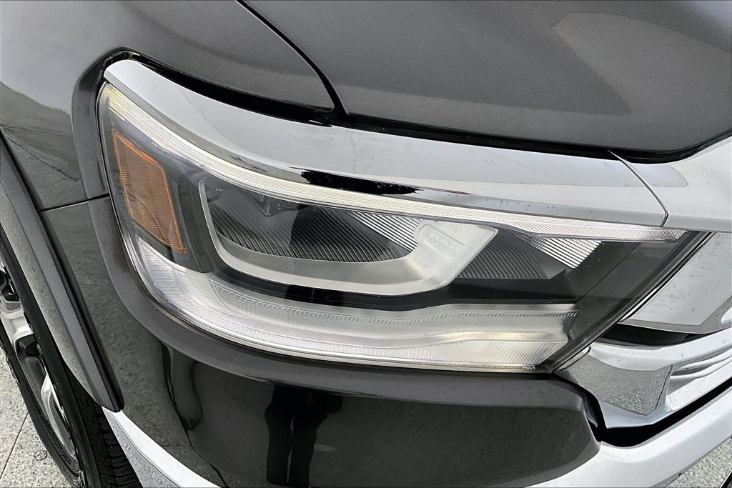 Used 2022 RAM 1500 Laramie AWD/4WD image 35