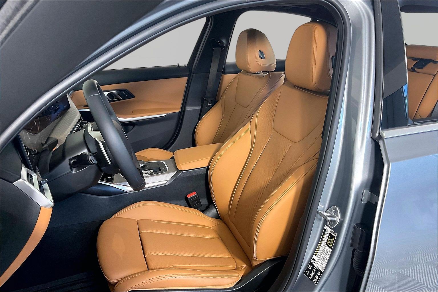 Certified 2025 BMW 330i xDrive Sedan image 25