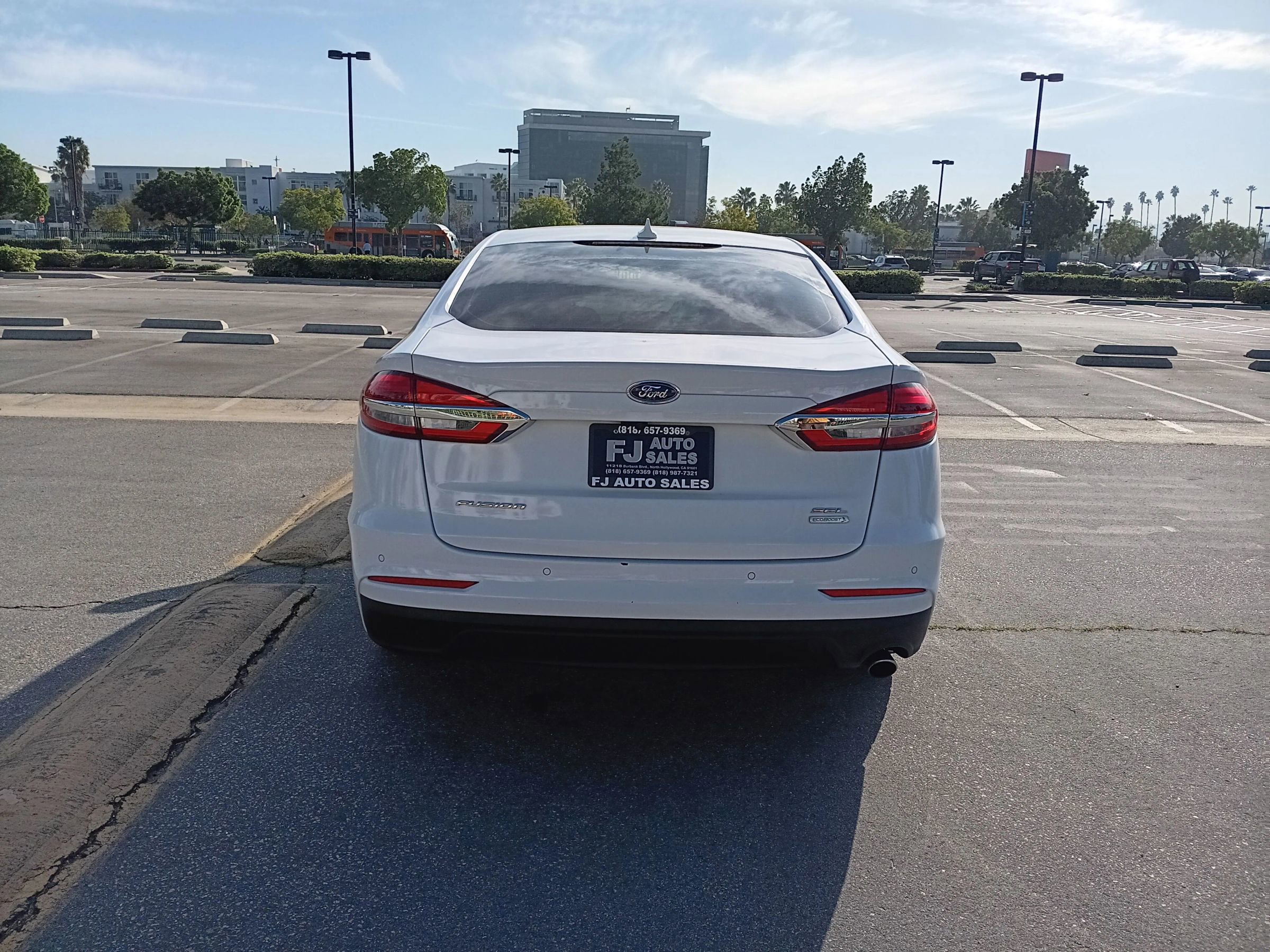 Used 2019 Ford Fusion SEL image 8