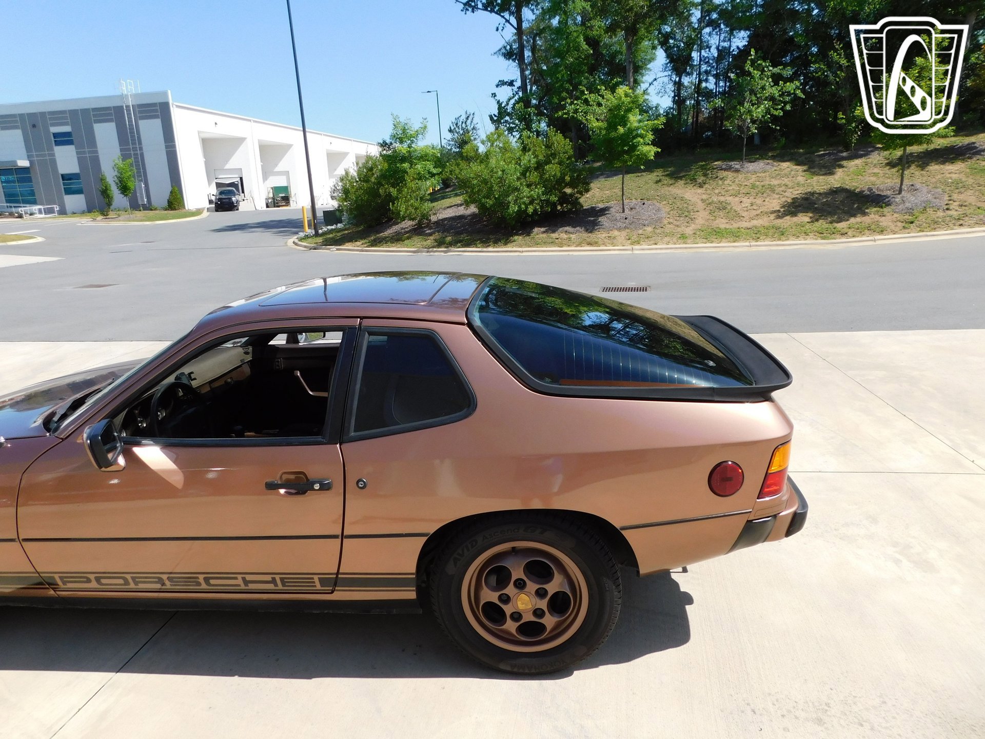 Used 1988 Porsche 924 S RWD image 17