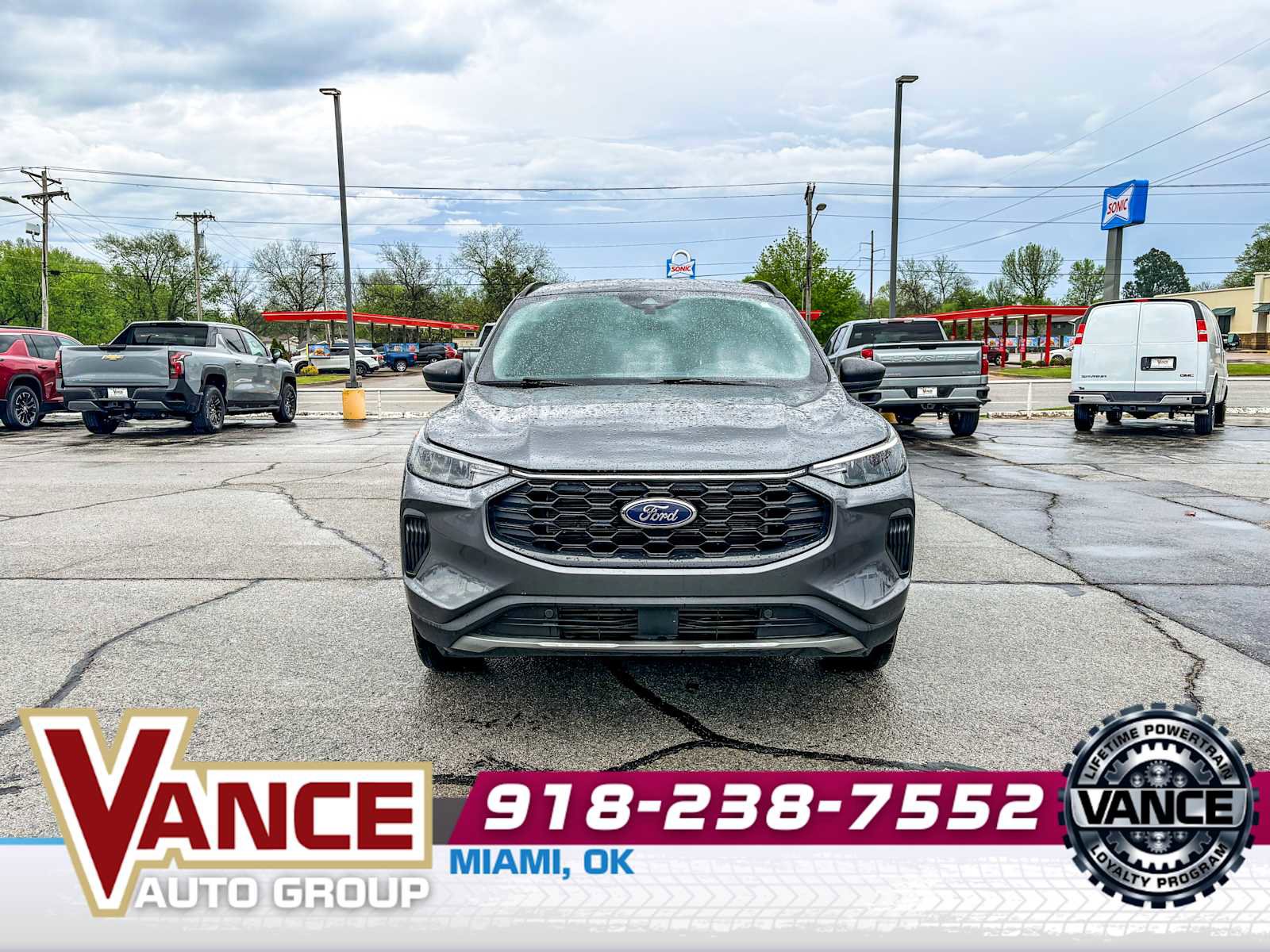 Used 2025 Ford Escape ST-Line image 2