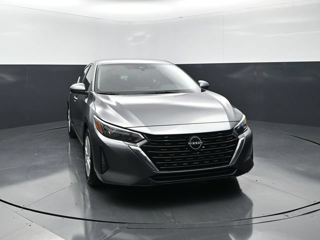 Used 2025 Nissan Sentra S w/ Lighting Package FWD image 5