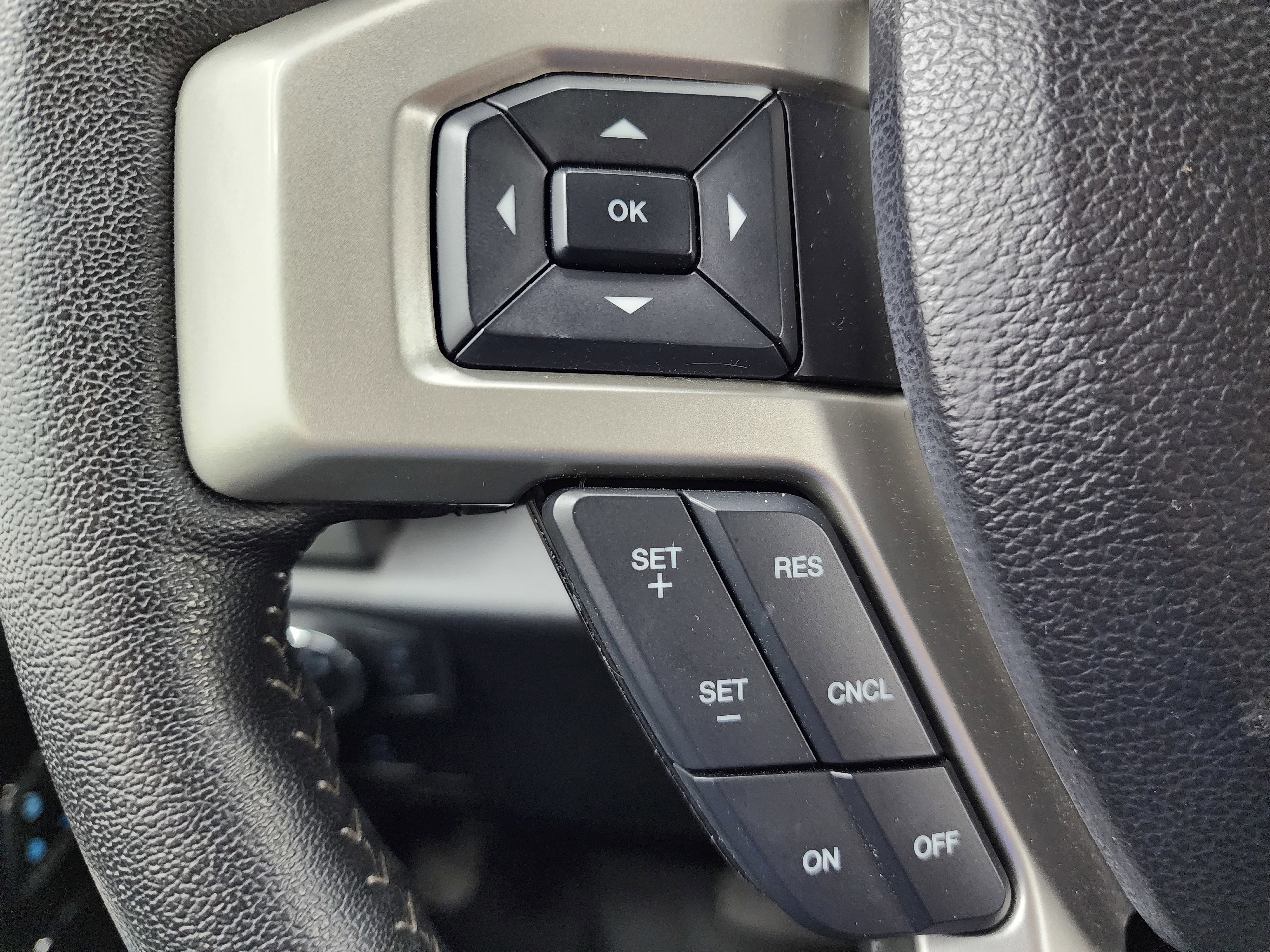 Used 2020 Ford F250 Lariat image 17