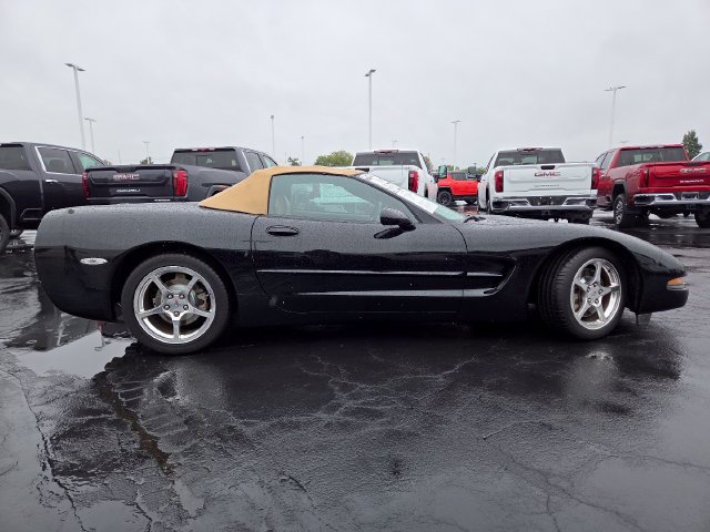 Used 2004 Chevrolet Corvette Convertible w/ Preferred Equipment Group RWD image 13