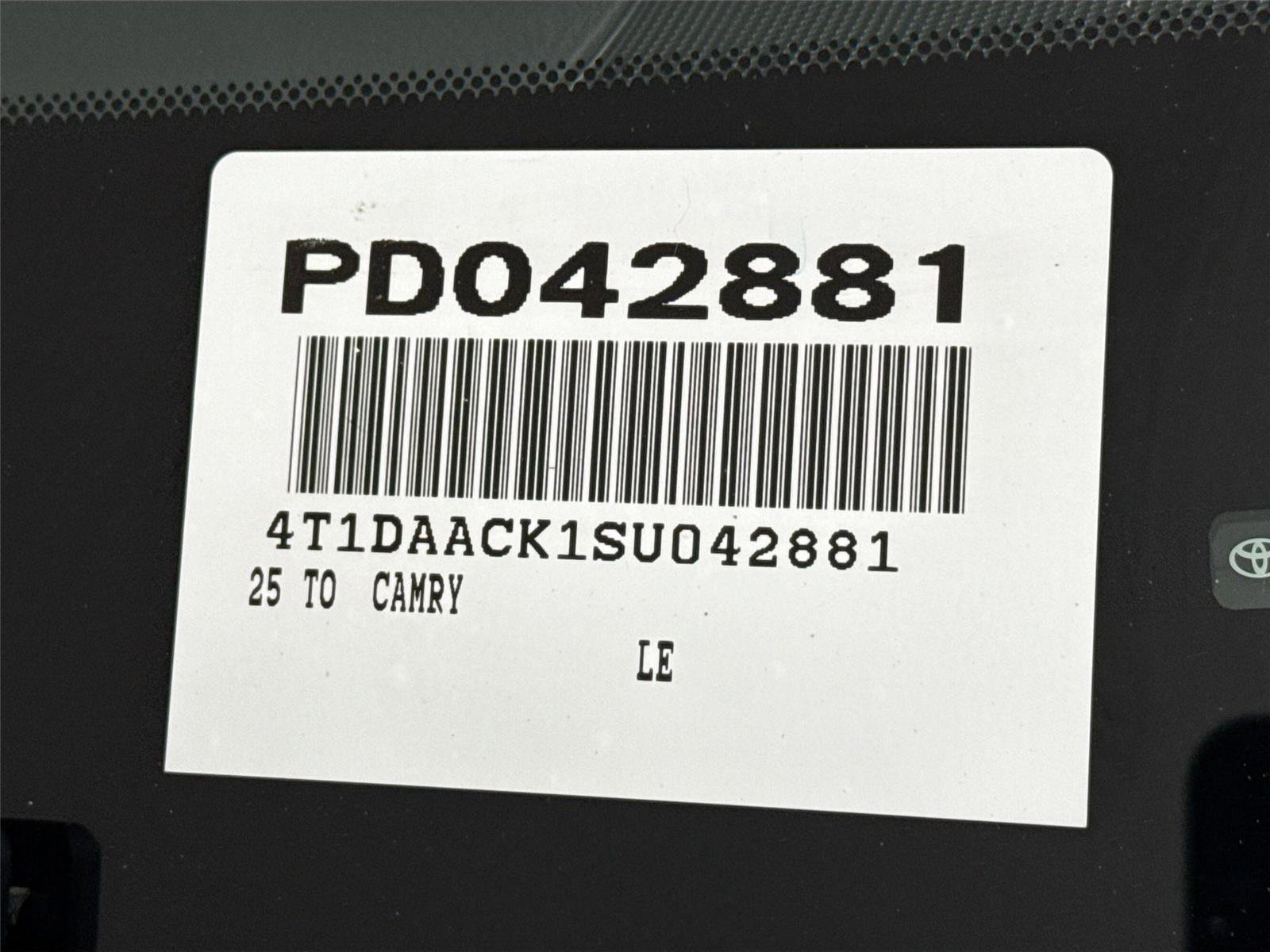 Used 2025 Toyota Camry LE w/ Convenience Package image 57