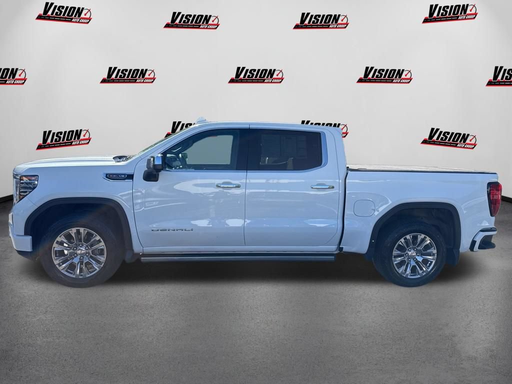 Used 2023 GMC Sierra 1500 Denali w/ Technology Package AWD/4WD image 8